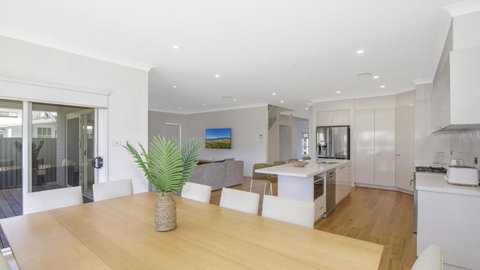 Ocean Breeze - Umina Beach - Accommodation Whitsundays 3