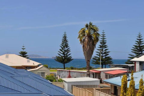 Ocean Escape Esperance - Accommodation Whitsundays 2
