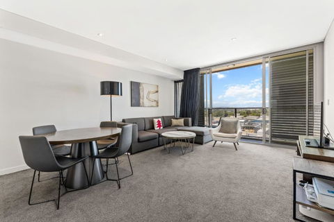 One Bedroom Private Apartment At 88 Archer St Chatswood - Accommodation Whitsundays 0