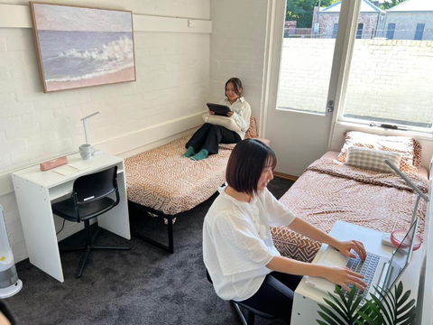Ozi Village Cardigan - Accommodation Whitsundays 0