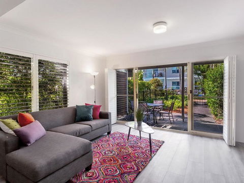 Pacific Blue Townhouse, 351/265 Sandy Point Road - Accommodation Whitsundays 2