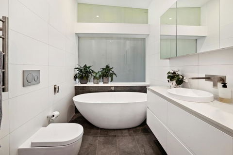 Paradise Villa - Pittwater Views - Accommodation Whitsundays 2