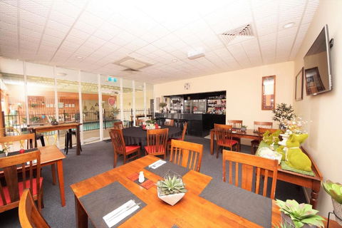 Parkside Motel Ayr - Accommodation Whitsundays 3