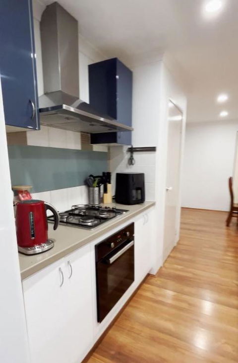 Parkside Pool Home In Aubin Grove - Accommodation Whitsundays 1