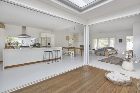 Patrick Street Villa - Accommodation Whitsundays 2