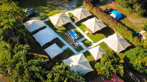 Poinciana At Cooee Bay - Accommodation Whitsundays 2