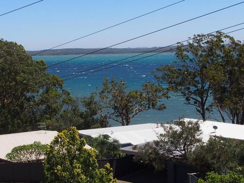 Pollys View 117A Government Road - Accommodation Whitsundays 2