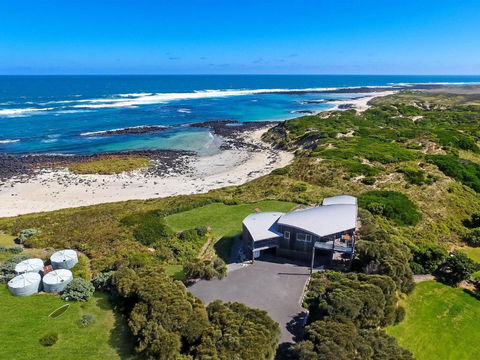 Port Fairy Beach House - Accommodation Whitsundays 0