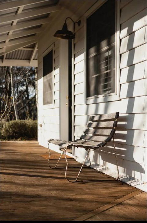 Peony Farm Pink Cottage - Accommodation Whitsundays 2
