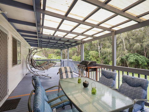 Pet Friendly Beach House At Kianga - Accommodation Whitsundays 0