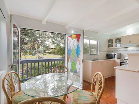 Pet Friendly Beach House At Kianga - Accommodation Whitsundays 2