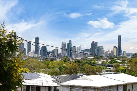Pet Friendly Family Home In Brisbane - Relocations And Family Stays - Fast Internet - Parking - Netflix - Accommodation Whitsundays 1