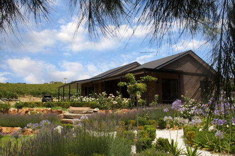 Petit Verdot Cottage - A Vineyard Retreat In Barossa Valley - Accommodation Whitsundays 1