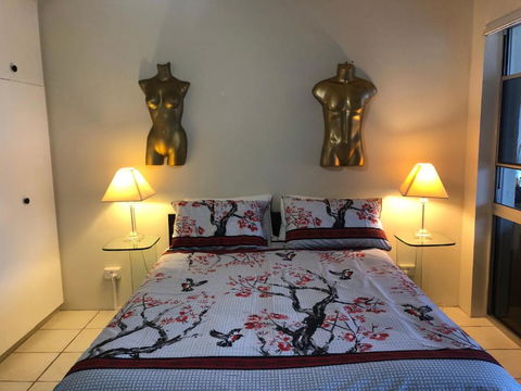 Phoenixonking - Accommodation Whitsundays 3