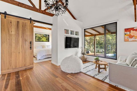 Pool House Bellingen - Accommodation Whitsundays 1