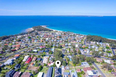 Poolside Oasis By Experience Jervis Bay - Accommodation Whitsundays 1