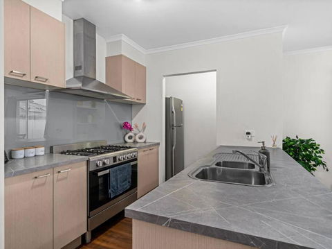 Popular Villa Shepparton - Accommodation Whitsundays 3