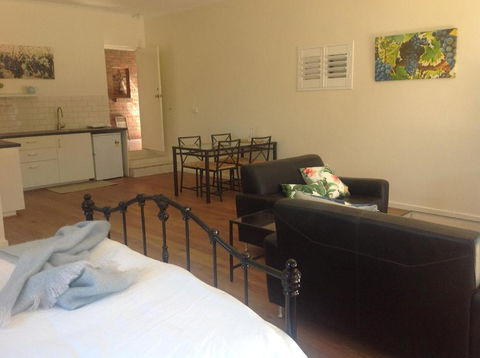 Port Elliot Rural Retreat - Accommodation Whitsundays 2