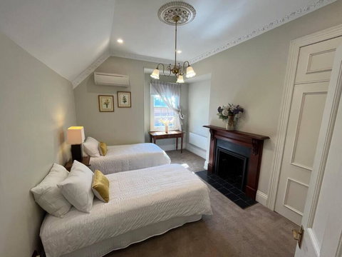 Porters Cottage Oasis - Accommodation Whitsundays 2