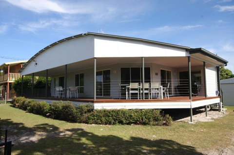 Rainbow Tides - Accommodation Whitsundays 2