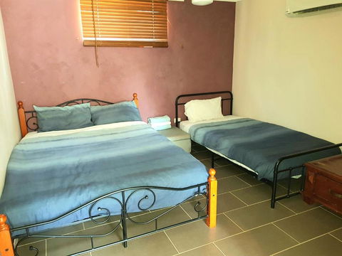 Quiet 2 Bedroom Farm House - Accommodation Whitsundays 2