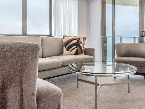Premium Oceanfront Unit At Rhapsody Surfers Paradise - Accommodation Whitsundays 3