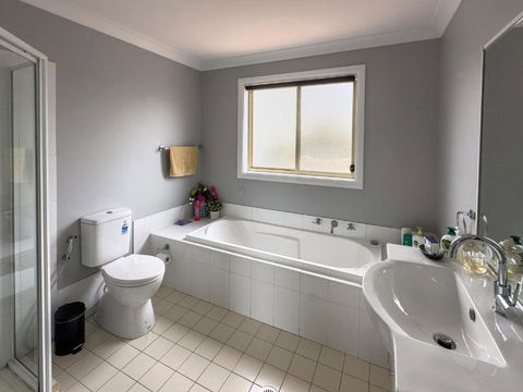 Prestons Dream Holiday 4 Bedroom - Accommodation Whitsundays 2