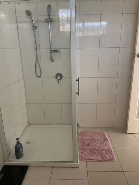 Private Room Near Melbourne Airport - Accommodation Whitsundays 3
