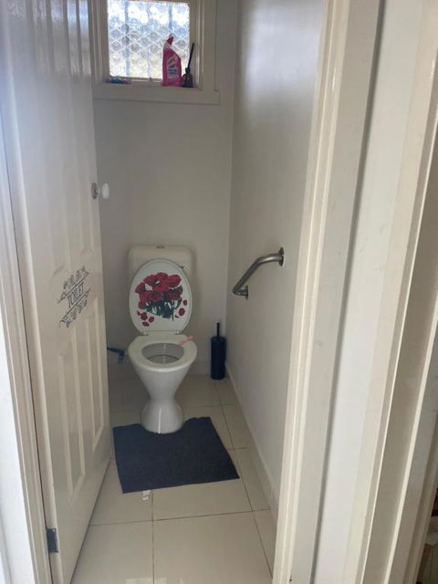 Private Room Near Melbourne Airport - Accommodation Whitsundays 2