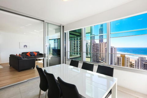 Q Tower Amazing Ocean Views 22nd Level Heated Pools Sleeps 6 - Optimise BNB - Accommodation Whitsundays 2