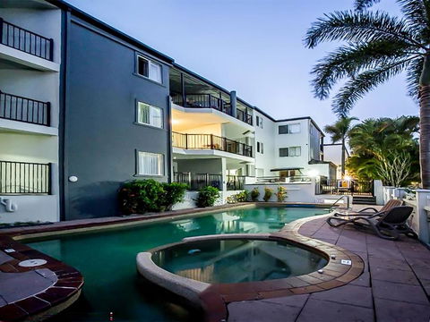 Quality Esplanade Apartment - Accommodation Whitsundays 0