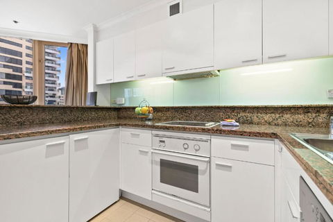 Quay West 2302 Self-Catering - Accommodation Whitsundays 1