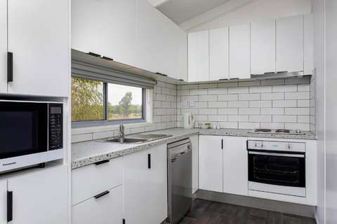 RACV Cobram Resort - Accommodation Whitsundays 3