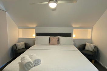 Rainbow Beach Dream Studio Motel Style Apartment with Accommodation Whitsundays