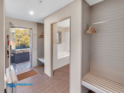 Ramshead Creek 1 - Accommodation Whitsundays 1