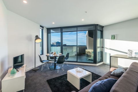 Astrina Box Hill 2 Bed Apartment - Accommodation Whitsundays 0