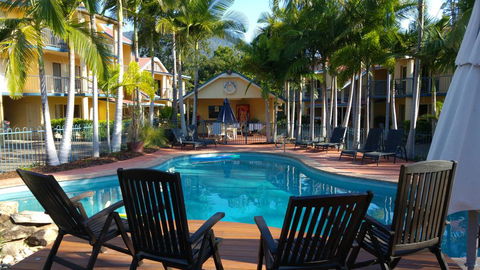 At Beach Court Holiday Villas - Accommodation Whitsundays 0