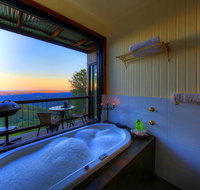 At Remingtons Private Cottages  Lodge - Accommodation Whitsundays