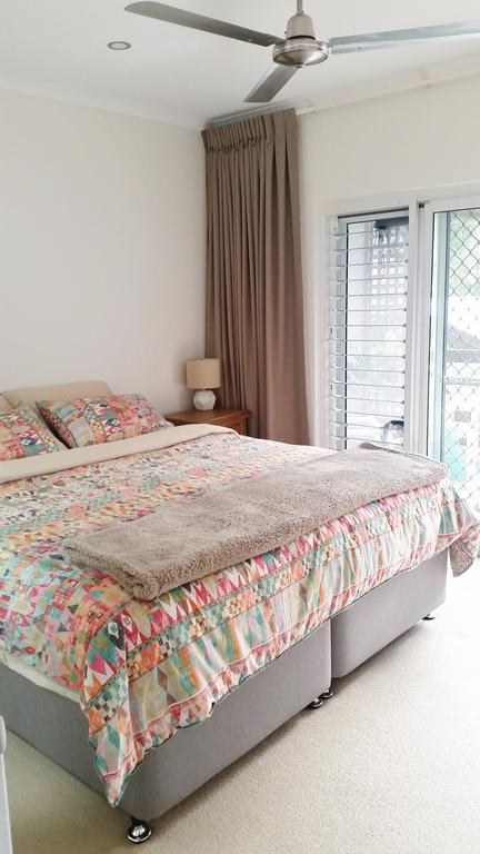 Attenborough Apartments - Accommodation Whitsundays 3