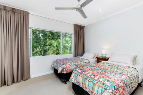 Attenborough Apartments - Accommodation Whitsundays 1