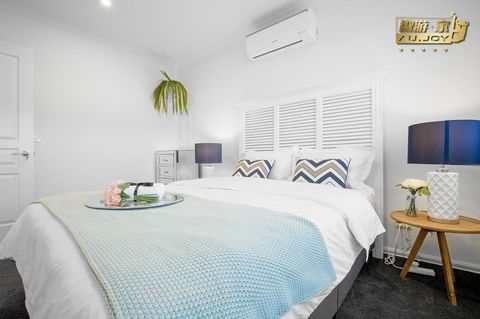 AU.JOY 3 Bed Townhouse Burwood 3 - Accommodation Whitsundays 2