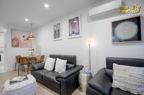 AU.JOY Great View 2 Bedroom Apartment (CBD 1) - Accommodation Whitsundays 2
