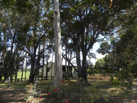 Augusta Chalet - Accommodation Whitsundays 2