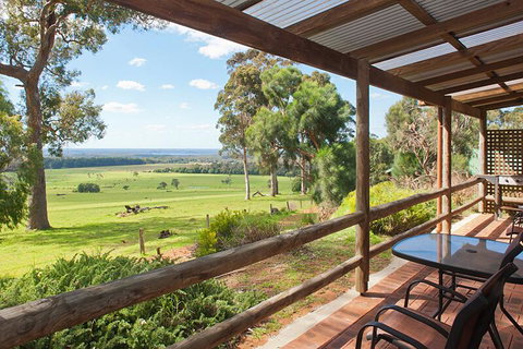 Augusta Sheoak Chalets - Accommodation Whitsundays 0
