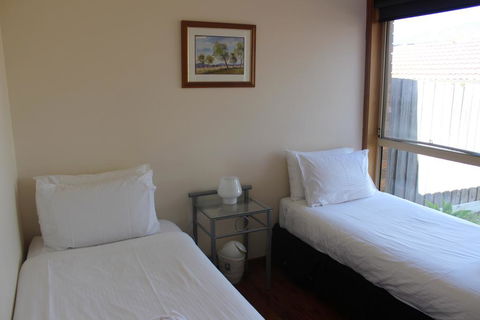 Australian Home Away @ Doncaster Anderson Creek 2 - Accommodation Whitsundays 3