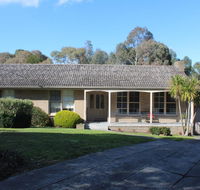 Australian Home Away  Doncaster Grange Park - Accommodation Whitsundays