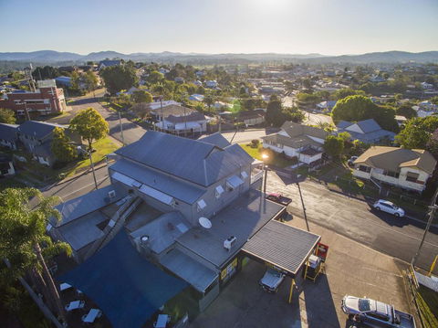Australian Hotel - Gympie - Accommodation Whitsundays 1