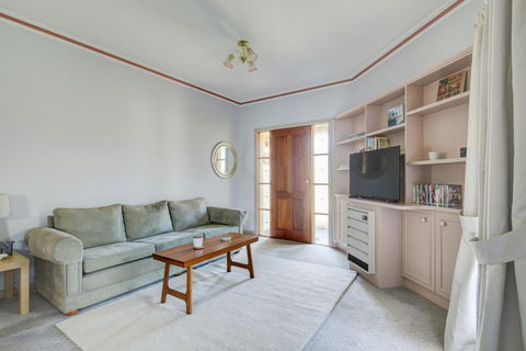 Avalon Cottage - Accommodation Whitsundays 3
