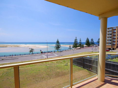 Avilla Court 1 - Accommodation Whitsundays 0