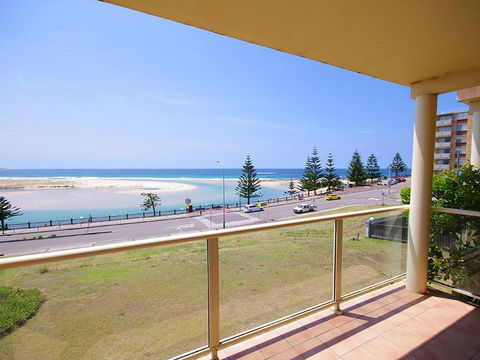 Avilla Court 2 - Accommodation Whitsundays 0